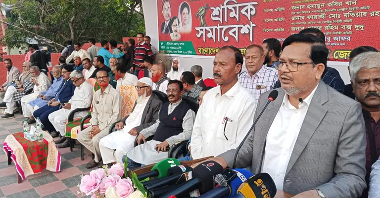 অনুষ্ঠানে বক্তব্য দিয়েছেন শামসুর রহমান শিমুল বিশ্বাস